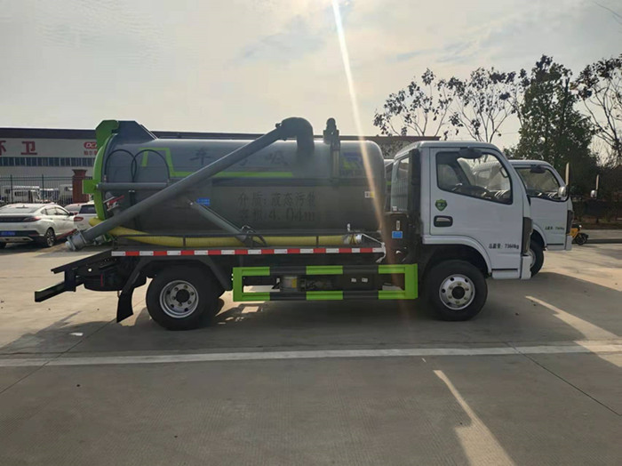 東風(fēng)多利卡吸污車